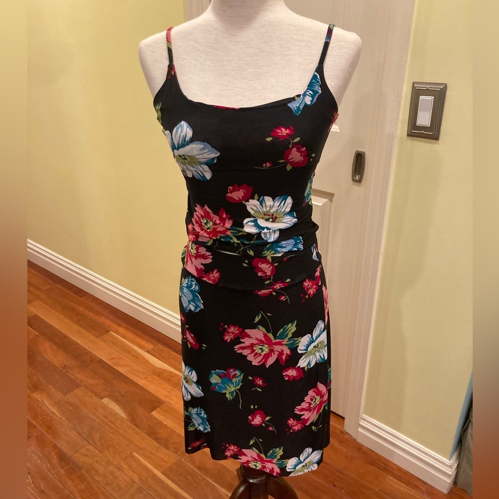 NEW - Tango ensemble - top and skirt - black with bright flowery print - small
